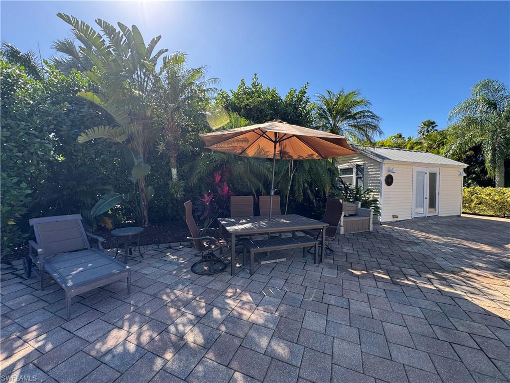 RIVERBEND MOTORCOACH RESORT - Land