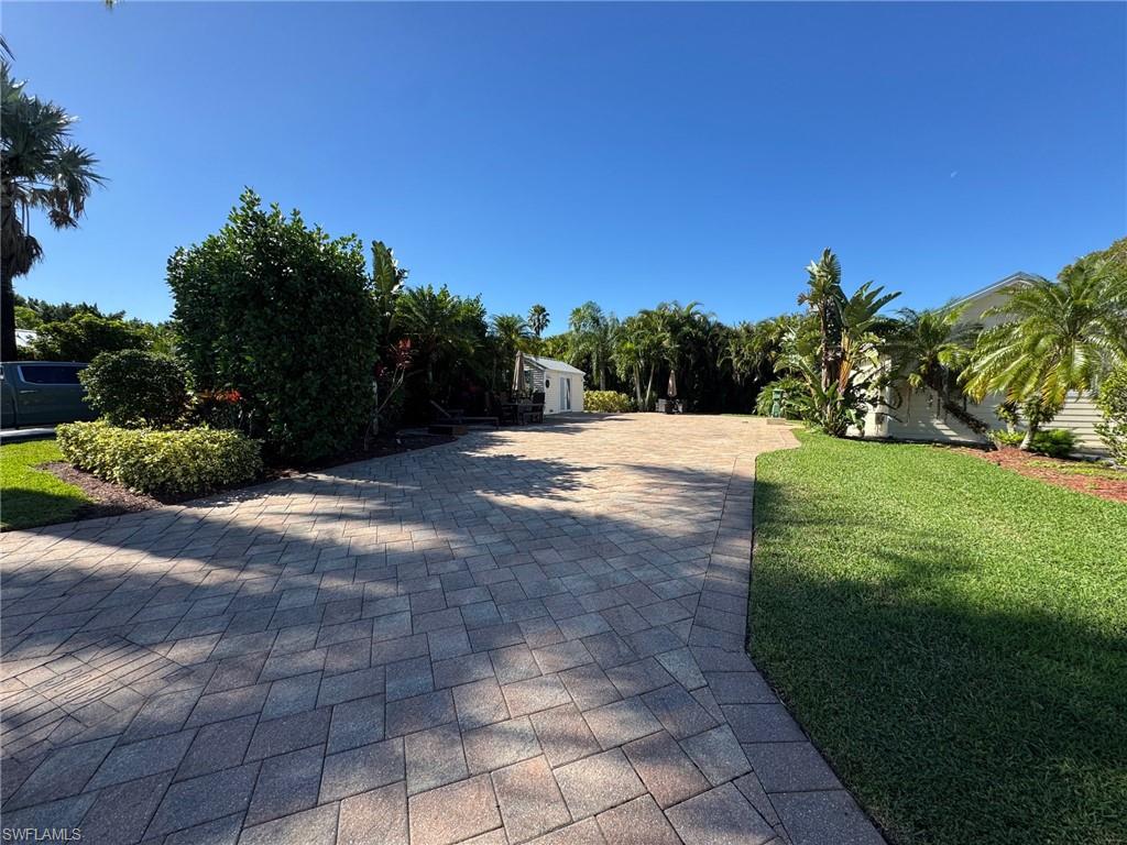 RIVERBEND MOTORCOACH RESORT - Land