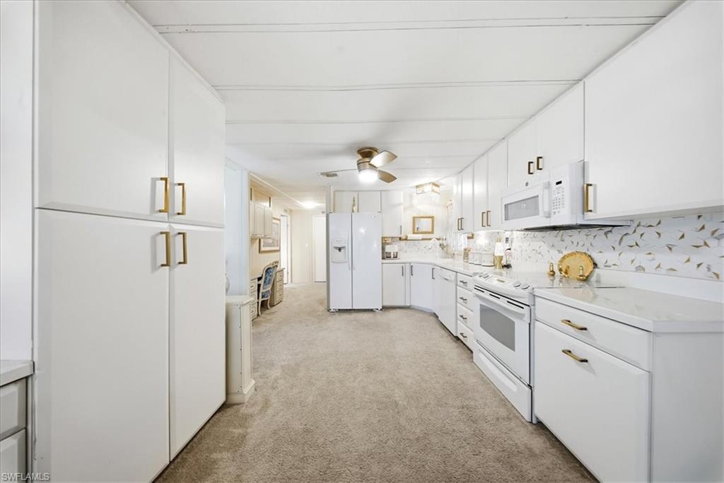 IMPERIAL HARBOR - Residential