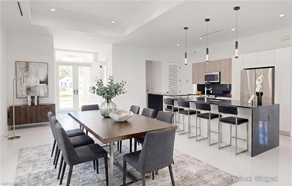 GOLDEN GATE ESTATES - Residential