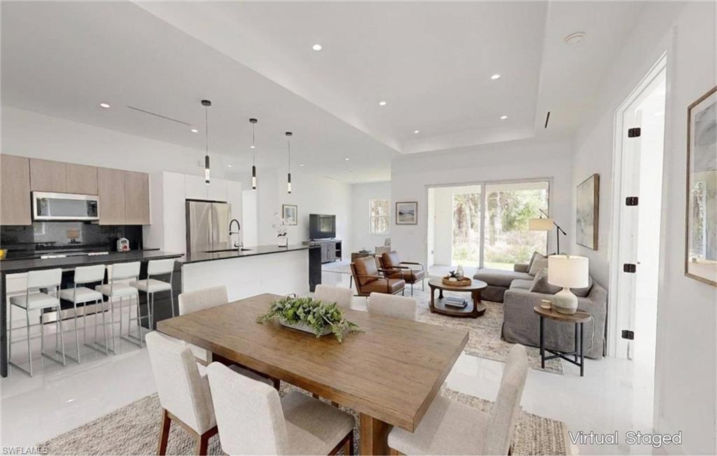 GOLDEN GATE ESTATES - Residential