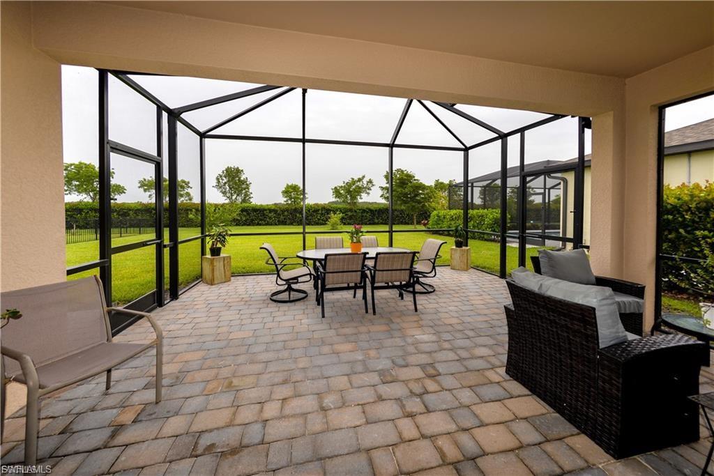 PORTICO - Residential