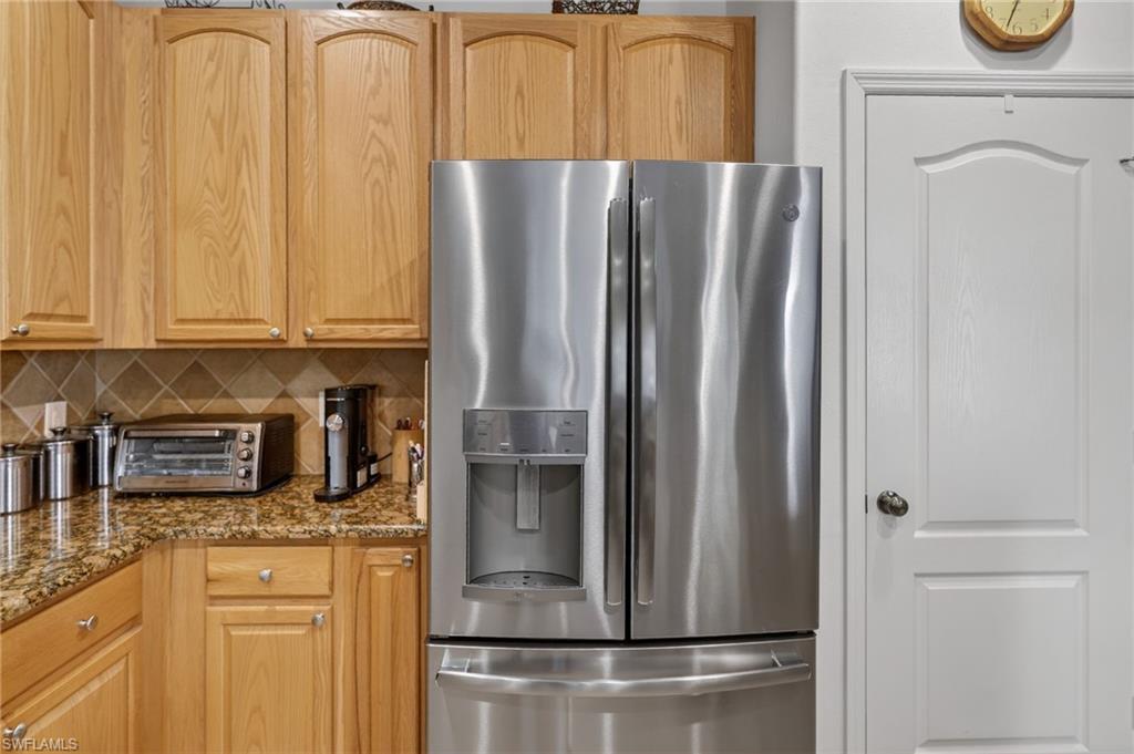 PROMENADE WEST - Residential