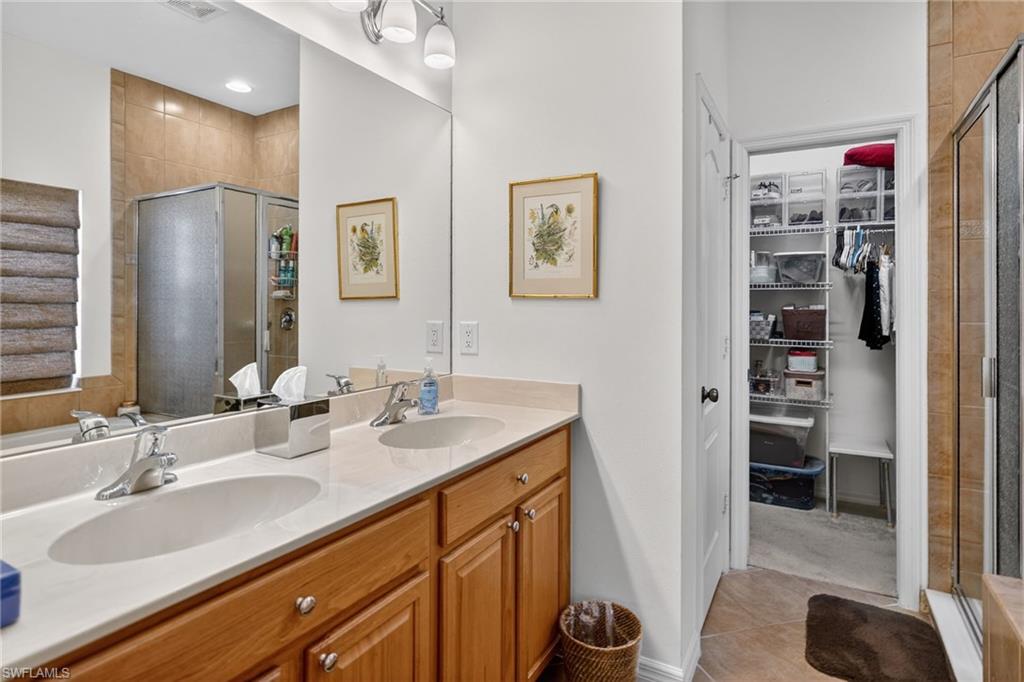 PROMENADE WEST - Residential