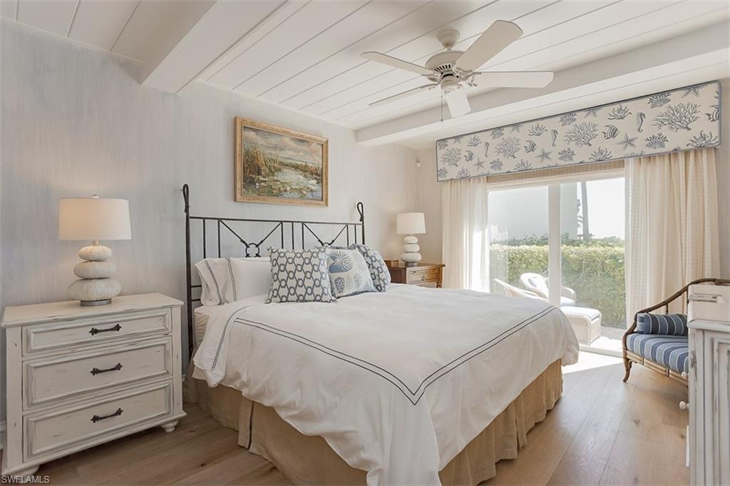 SHORES OF NAPLES - Residential