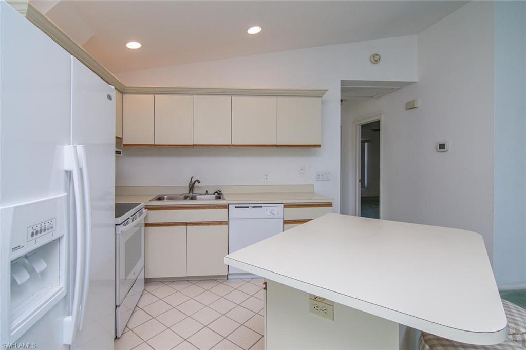 WINDSOR ESTATES - Residential