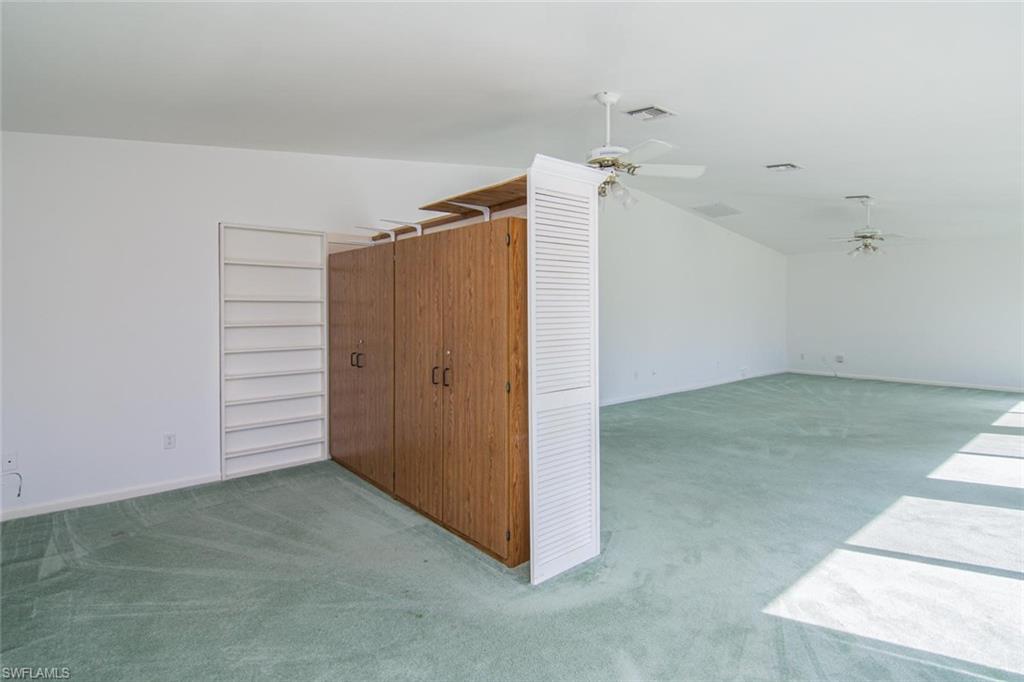 WINDSOR ESTATES - Residential