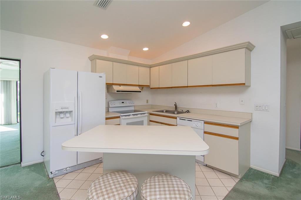 WINDSOR ESTATES - Residential