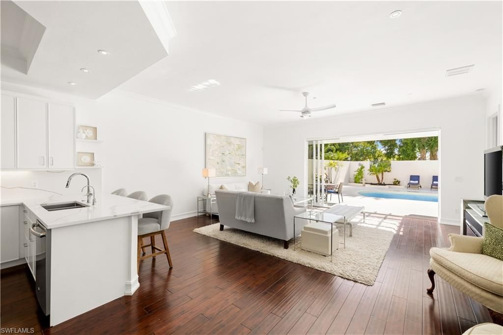 Photo of 4840 W Boulevard CT, NAPLES, FL 34103 (MLS # 225079733)