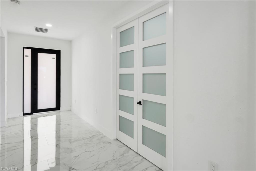 SOUTH GULF COVE - Residential