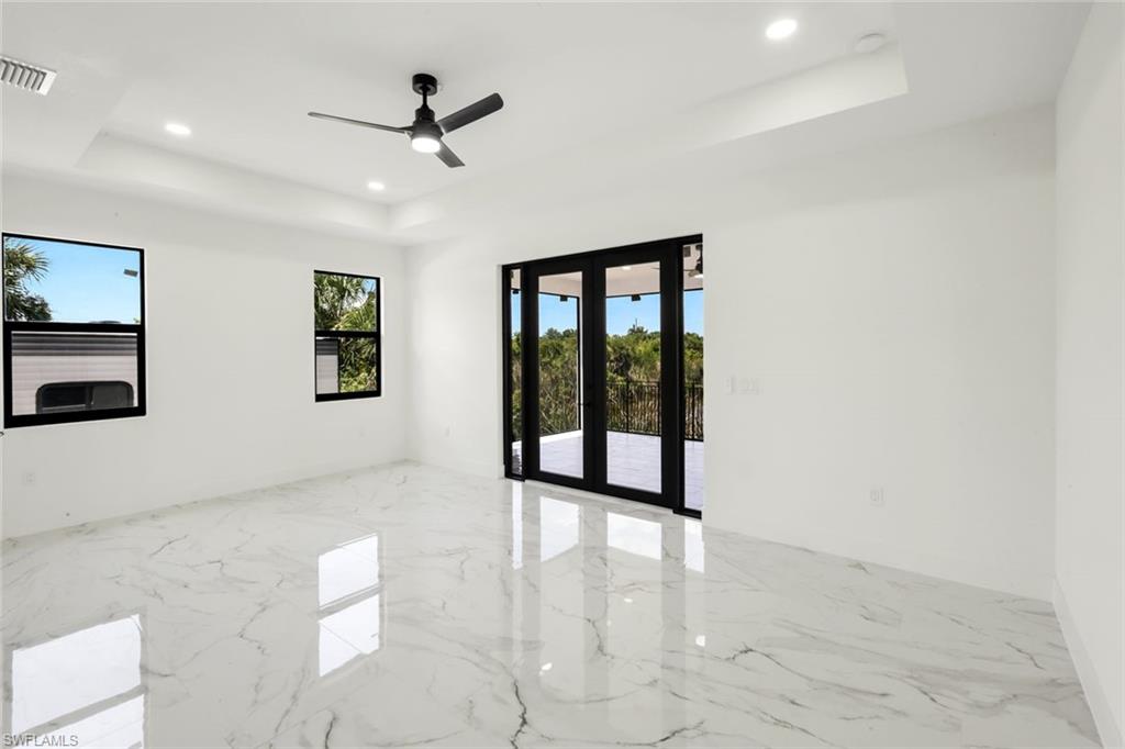 SOUTH GULF COVE - Residential