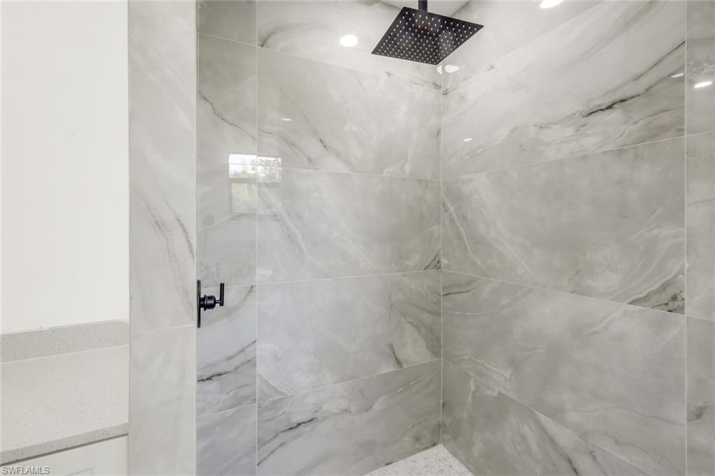 SOUTH GULF COVE - Residential