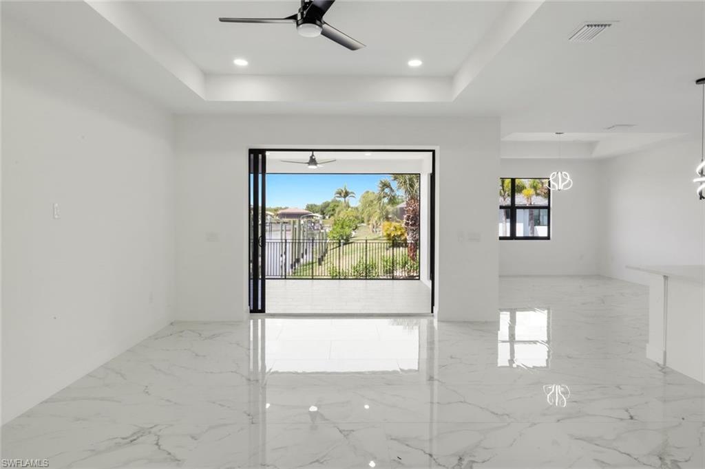 SOUTH GULF COVE - Residential