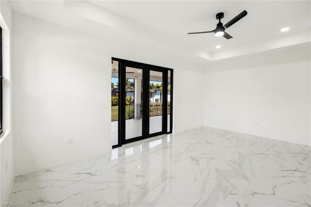 SOUTH GULF COVE - Residential