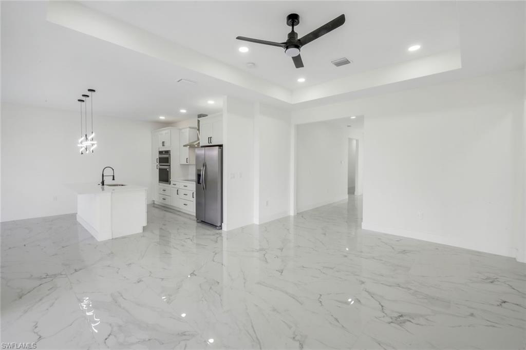 SOUTH GULF COVE - Residential