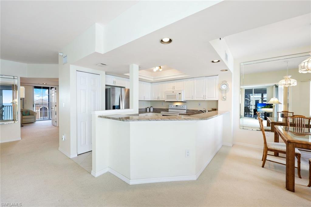 SEA CHASE - Residential