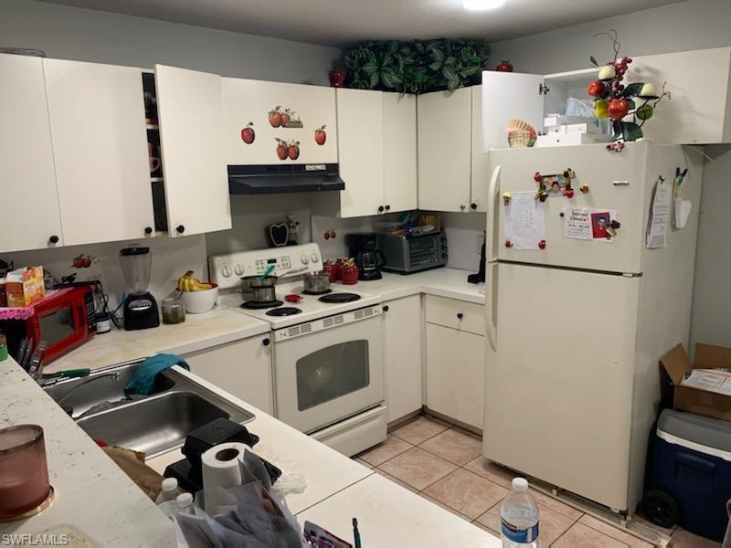 SAN CARLOS PARK - Residential