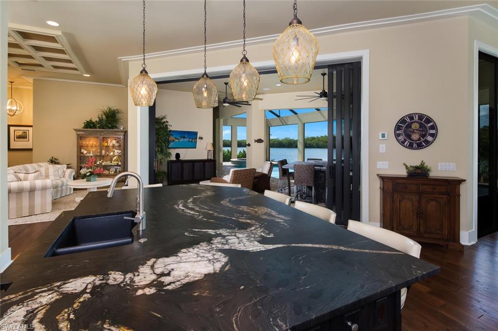 MARCO BEACH - Residential