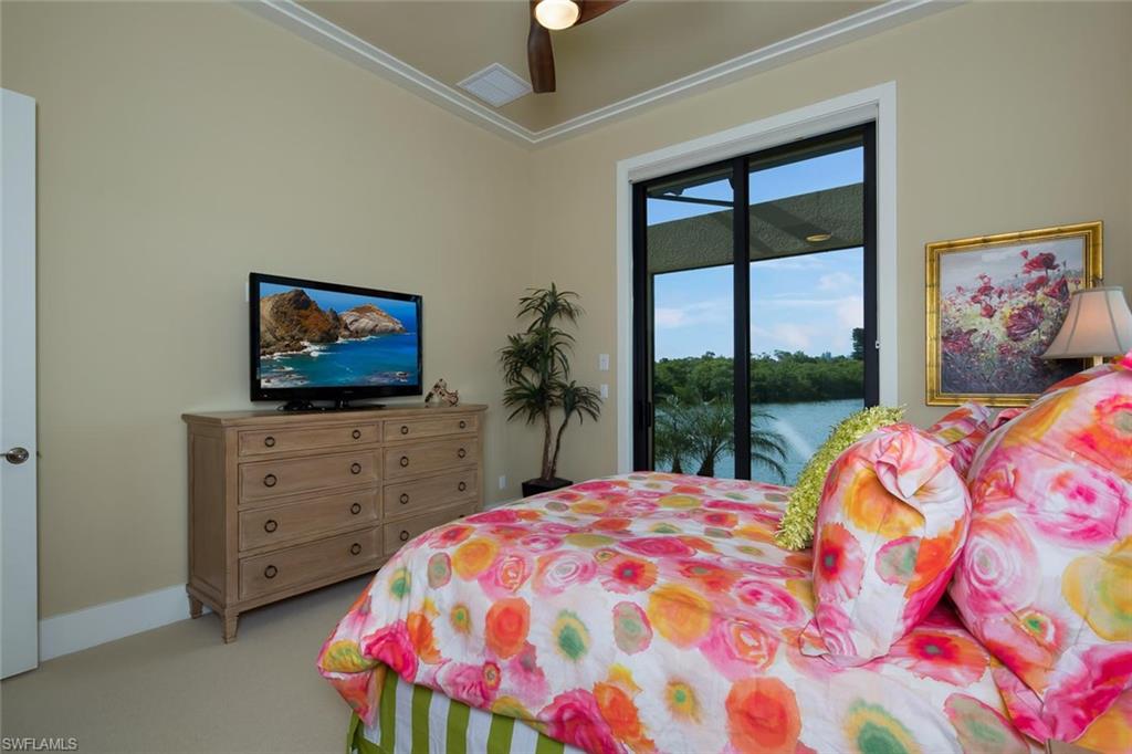 MARCO BEACH - Residential