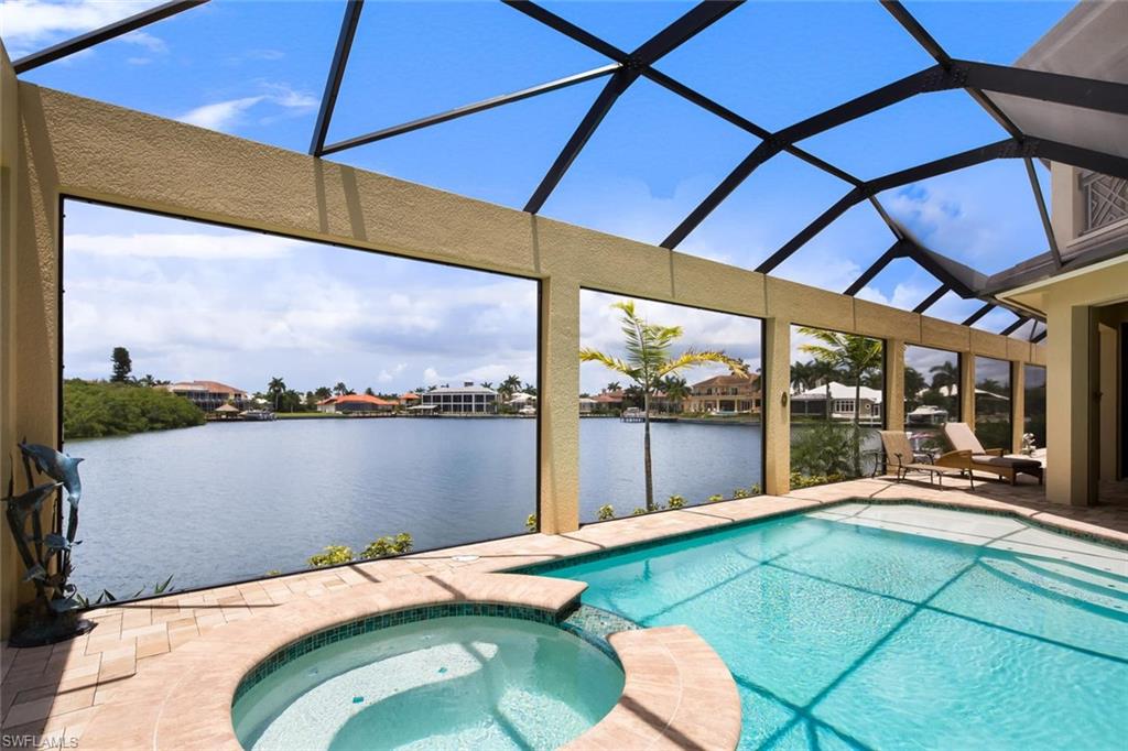 MARCO BEACH - Residential