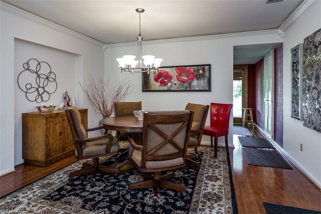 SANDY HOLLOW - Residential