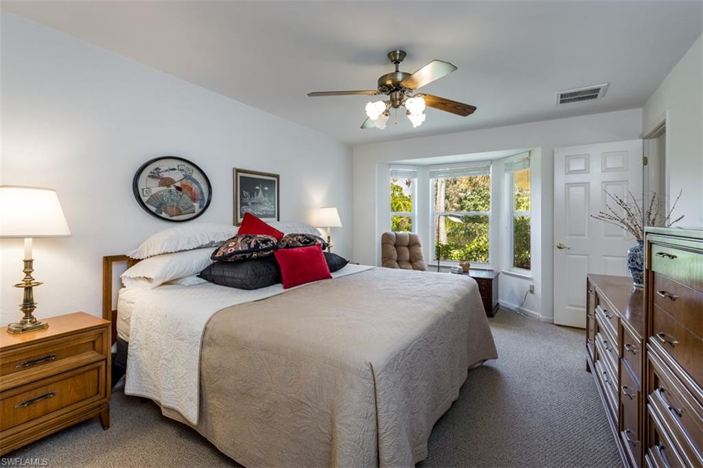 SANDY HOLLOW - Residential