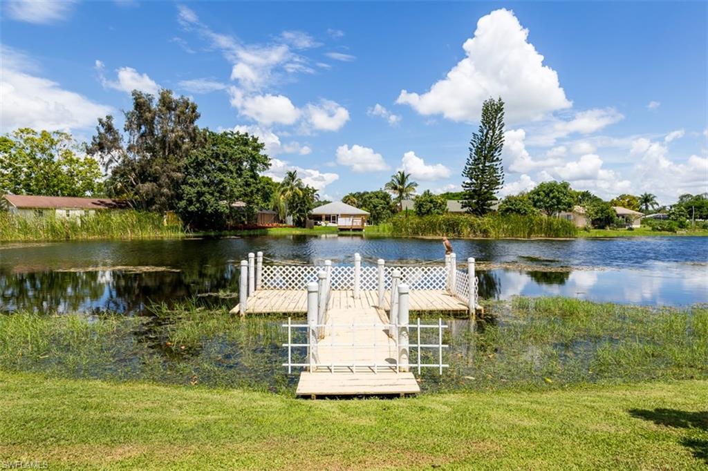 SANDY HOLLOW - Residential