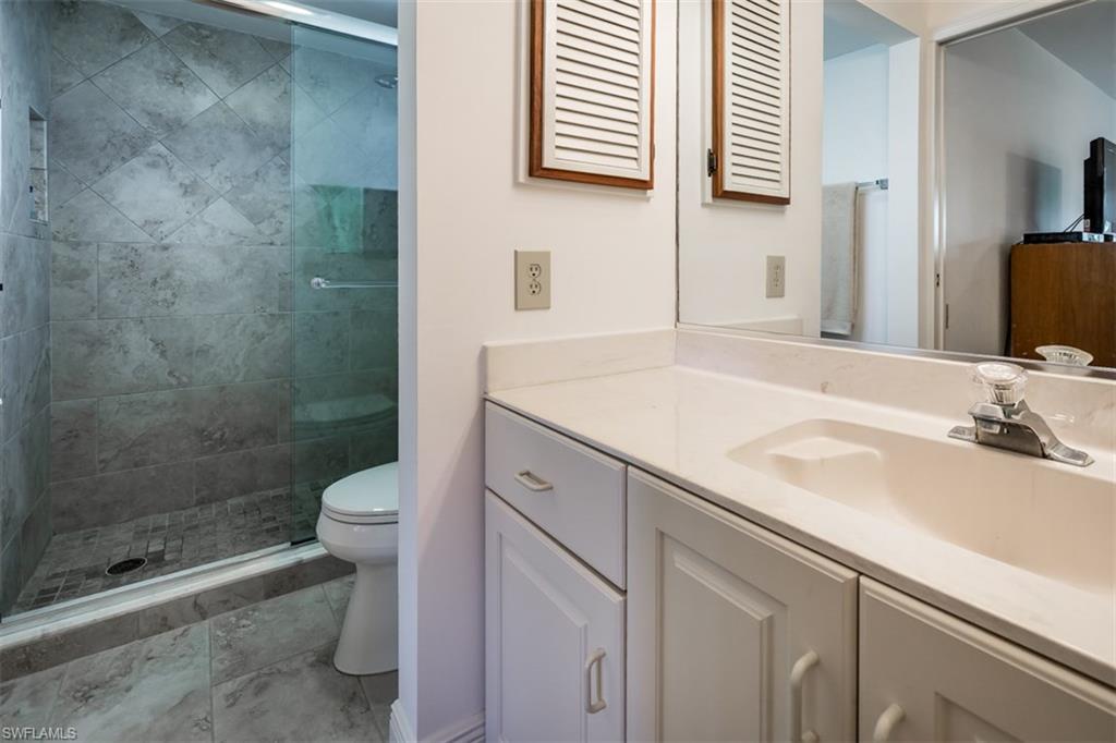 SANDY HOLLOW - Residential