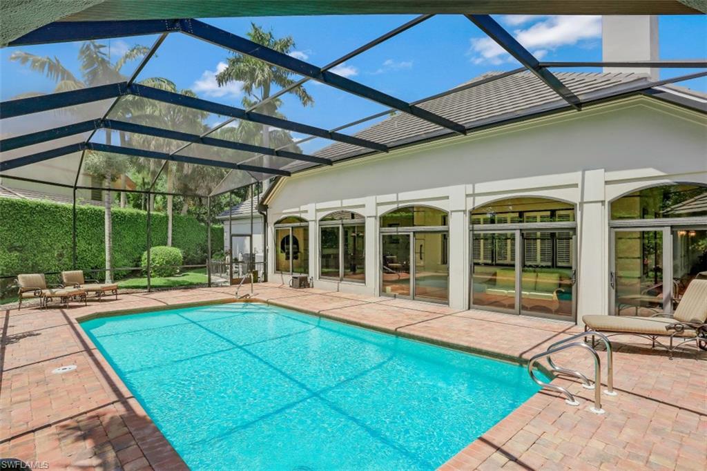 PELICAN BAY WOODS - Residential