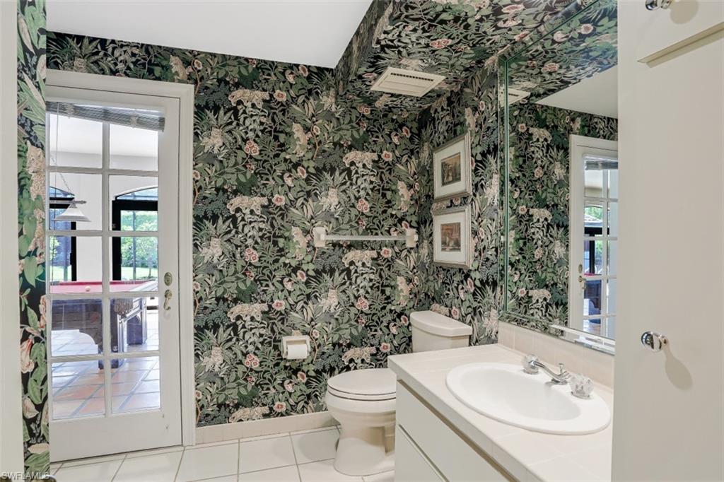 PELICAN BAY WOODS - Residential