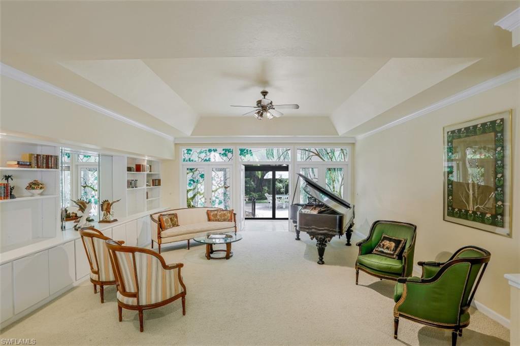 PELICAN BAY WOODS - Residential