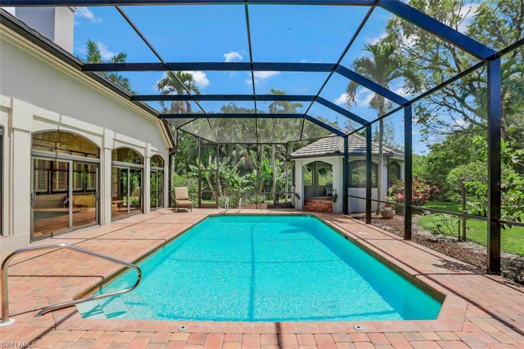 PELICAN BAY WOODS - Residential