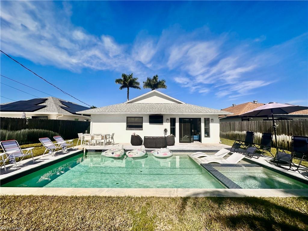 NAPLES PARK - Residential