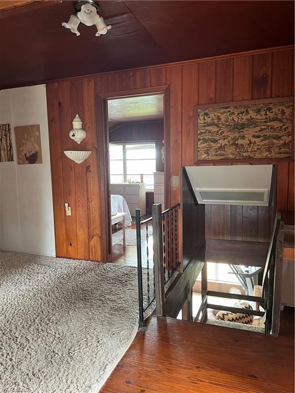 RIVER OAKS - Residential