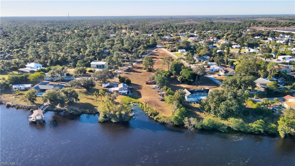 RIVER OAKS - Residential