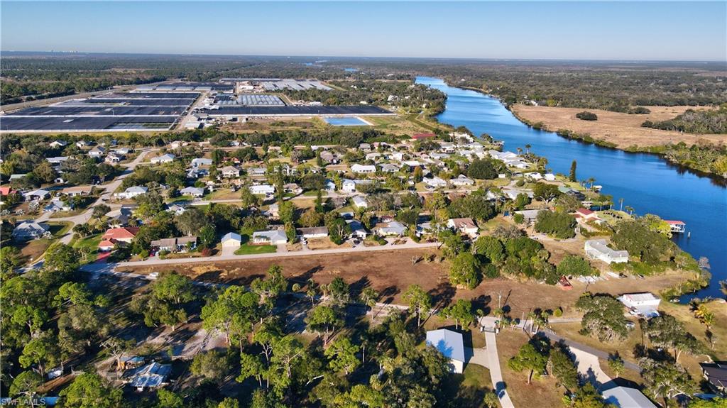 RIVER OAKS - Residential