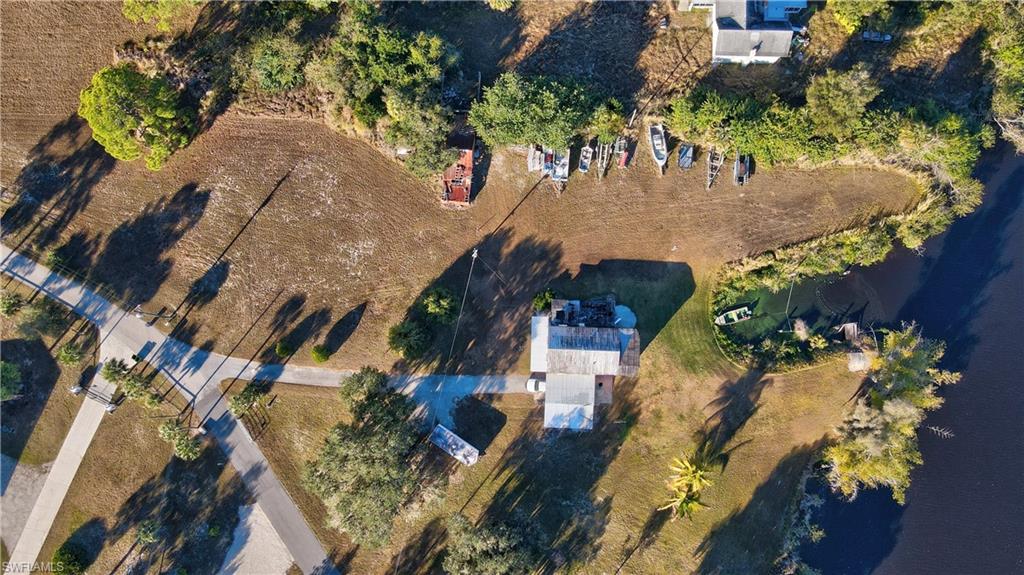 RIVER OAKS - Residential