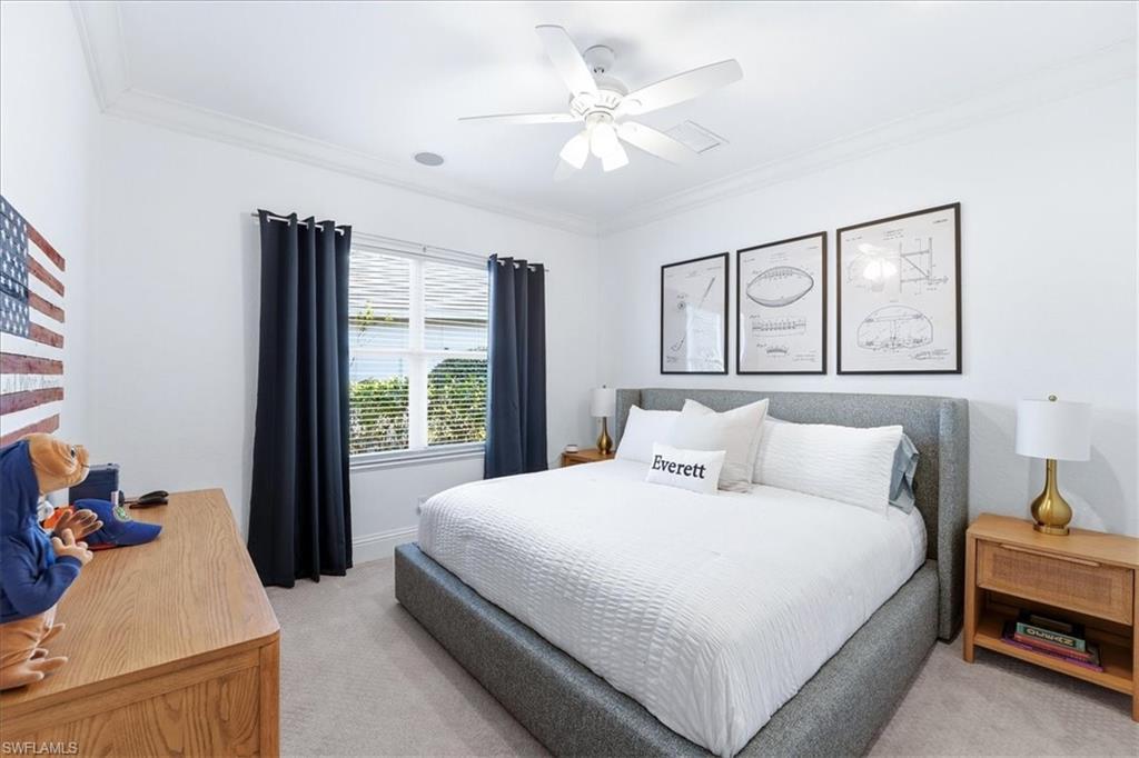 LONGSHORE LAKE - Residential