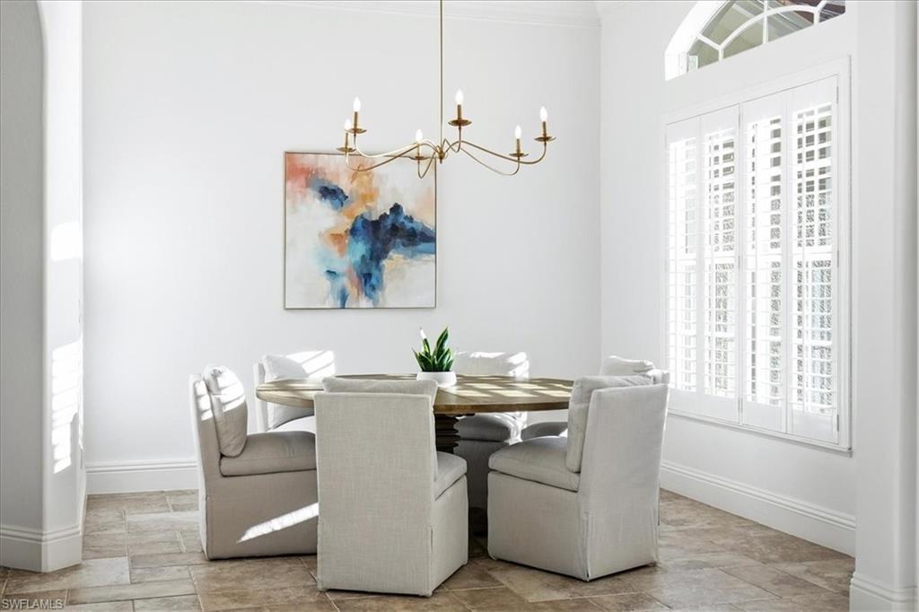 LONGSHORE LAKE - Residential