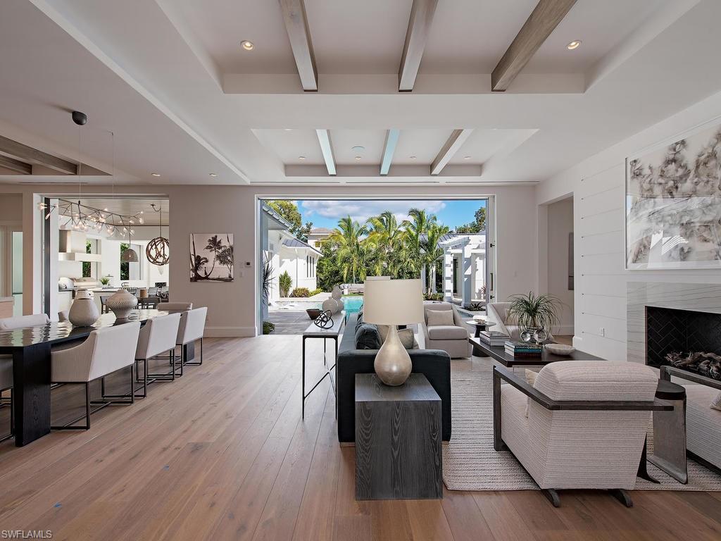 OLDE NAPLES - Residential