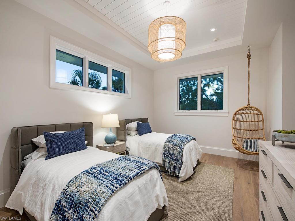 OLDE NAPLES - Residential