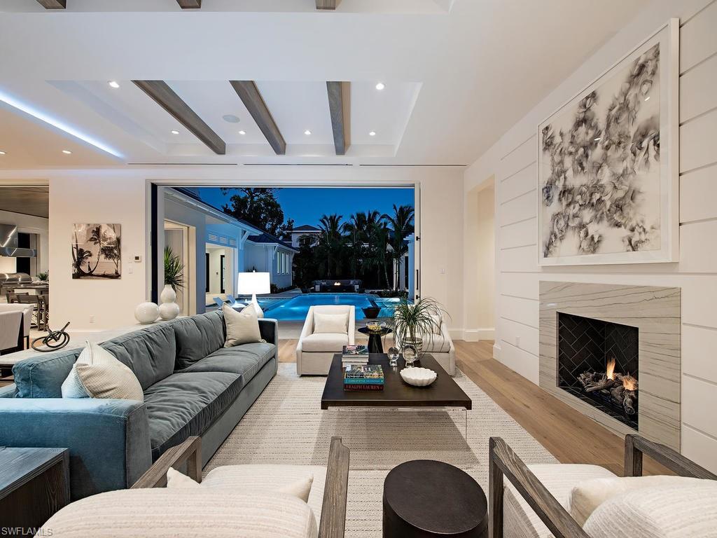 OLDE NAPLES - Residential