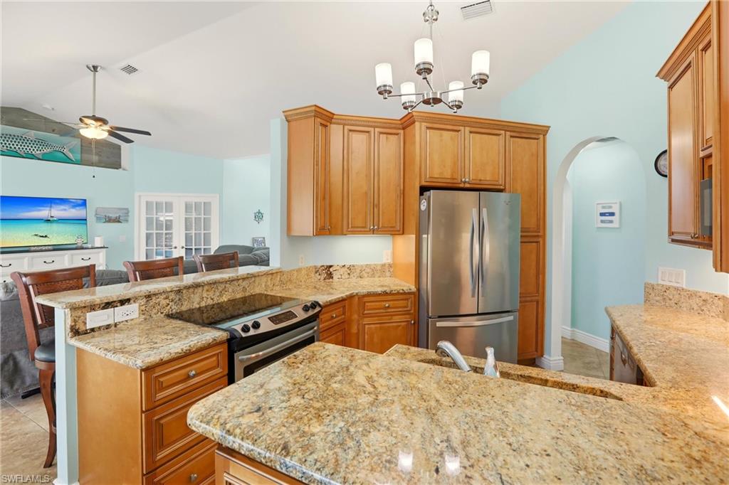 CAPE CORAL - Residential