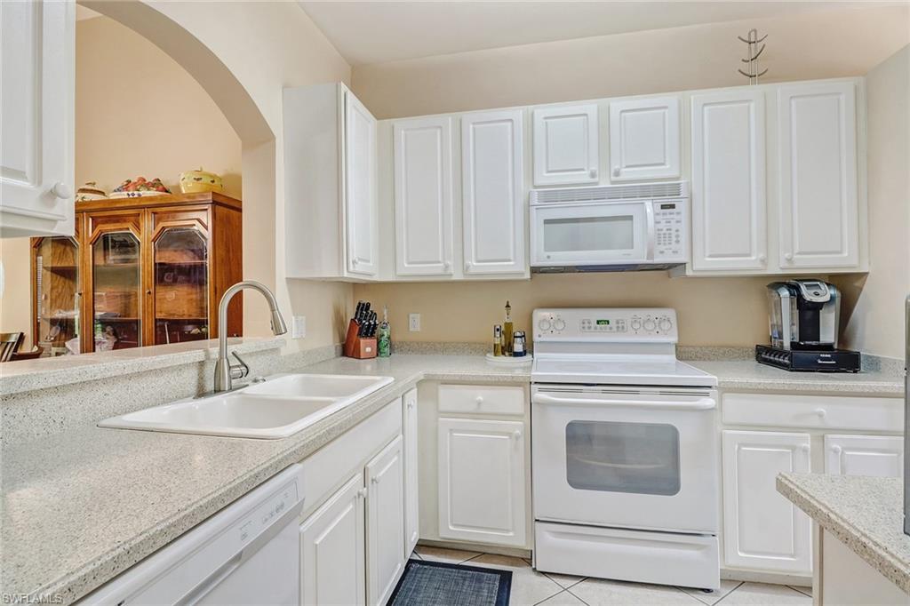 REFLECTION LAKES - Residential