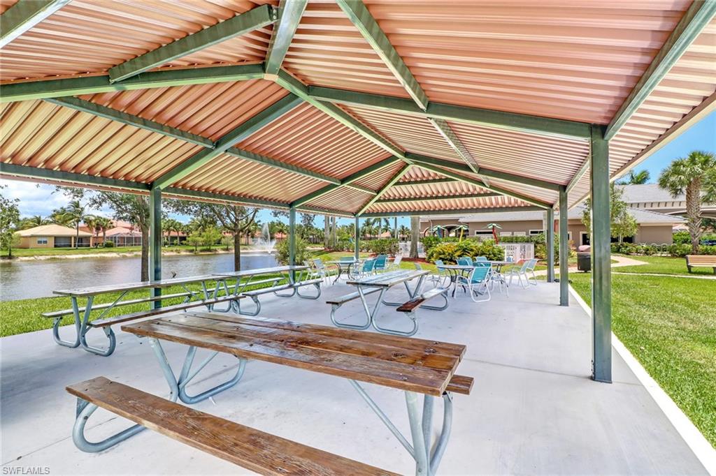 REFLECTION LAKES - Residential