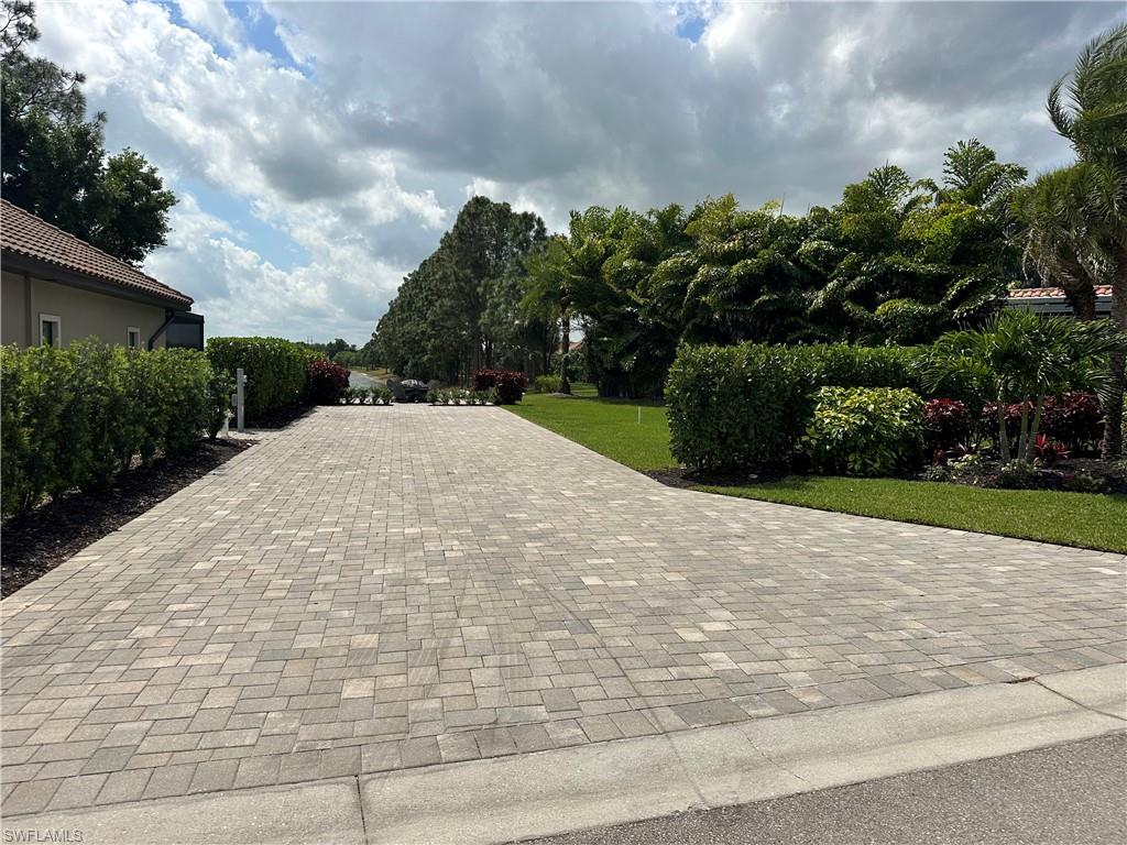 GOLDEN PALMS LUXURY MOTORCOACH RESORT - Land