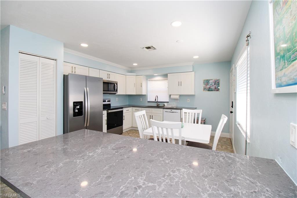 PINE RIDGE - Residential Lease