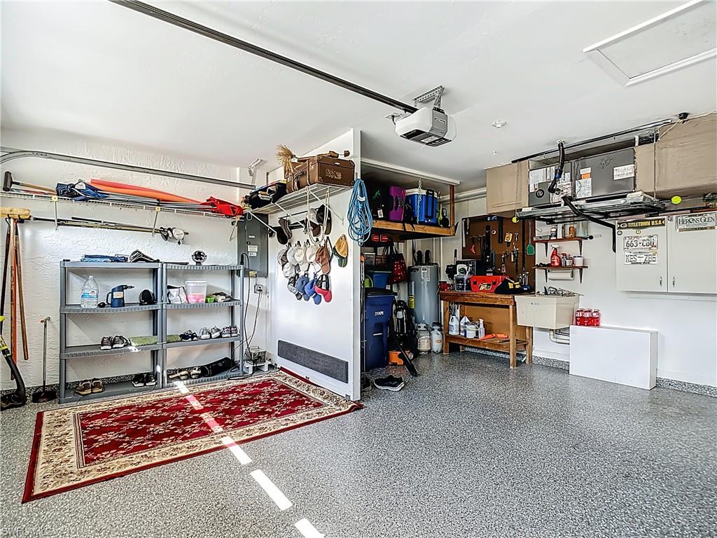 DEL VERA COUNTRY CLUB - Residential