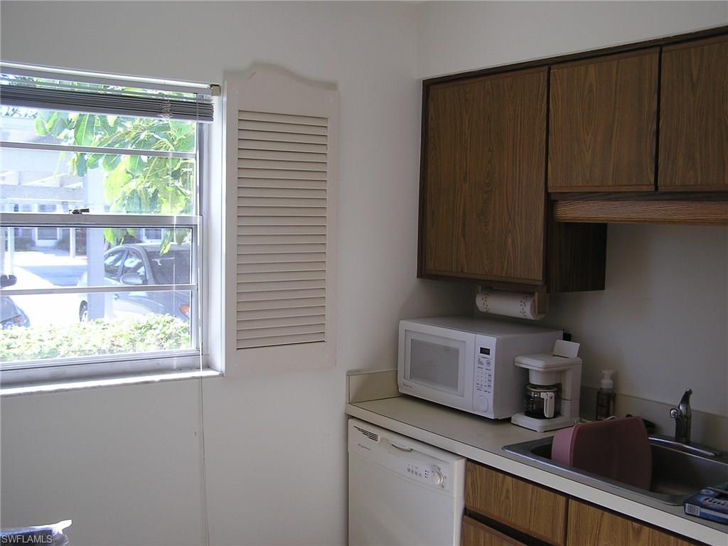 MYERLEE GARDENS CONDO - Residential