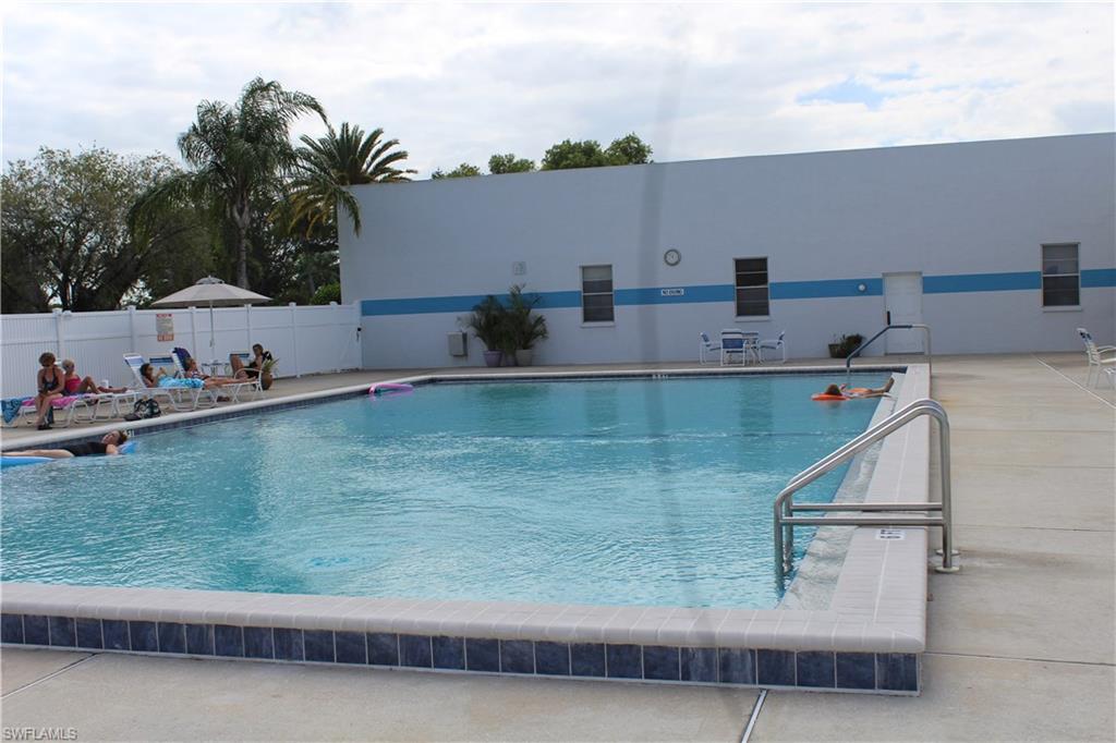 MYERLEE GARDENS CONDO - Residential